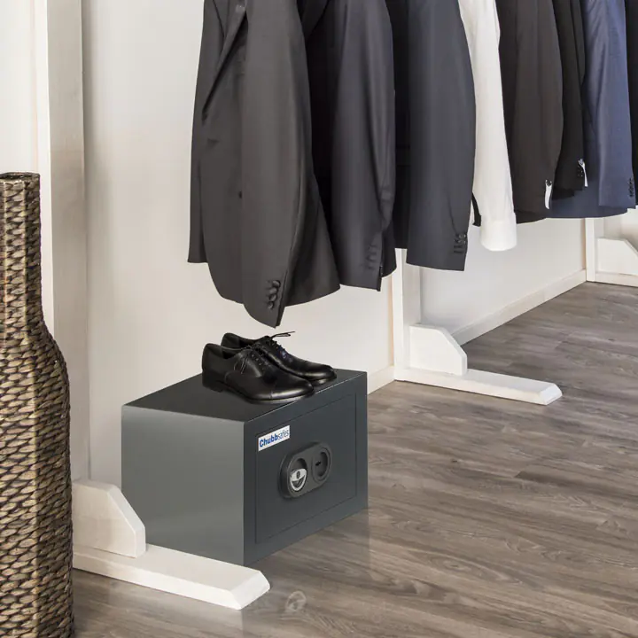 Safes and Deposit Safes